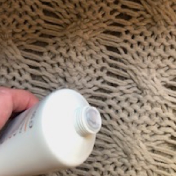 Perricone MD Citrus Brightening Cleanser *NEW - Picture 4 of 4